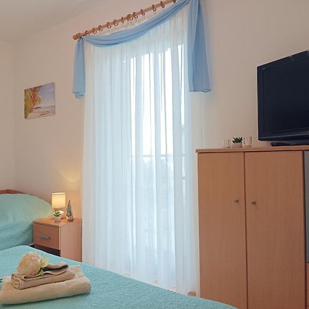 Apartment Milotic Ловран Екстер'єр фото