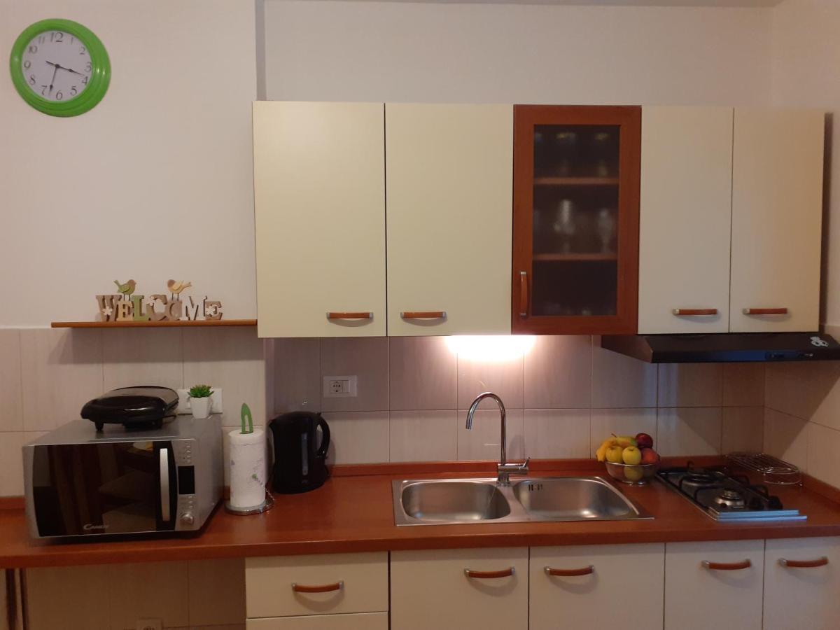 Apartment Milotic Ловран Екстер'єр фото