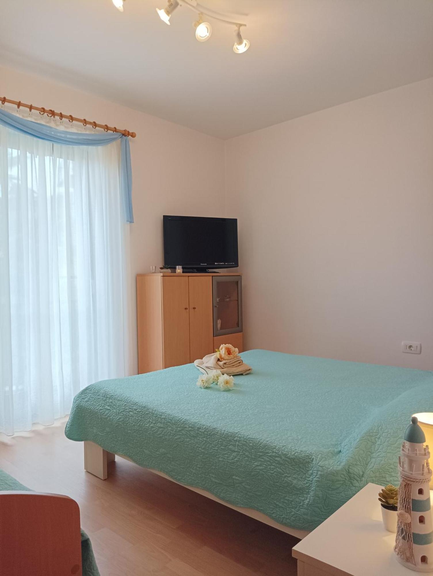Apartment Milotic Ловран Екстер'єр фото
